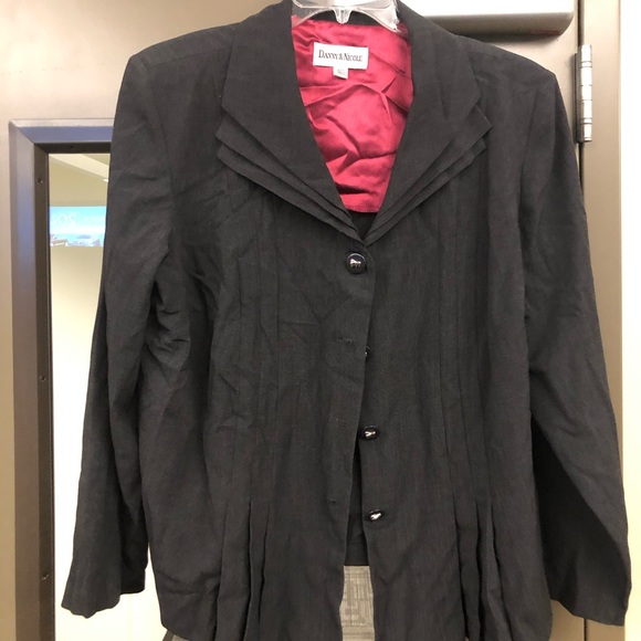 Blazer - Picture 1 of 2